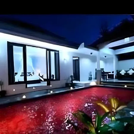 Evita Villas